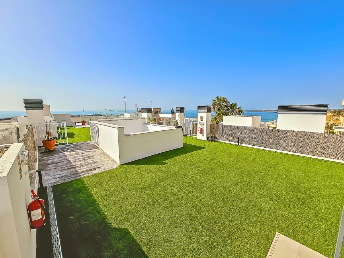 Oceanfront Duplex With A Rooftop Pool And Terrace El Puerto de Santa María Exterior foto